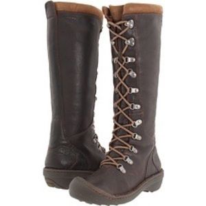 Keen Clara High Boot In Potting Soil (Brown) Size 9.5